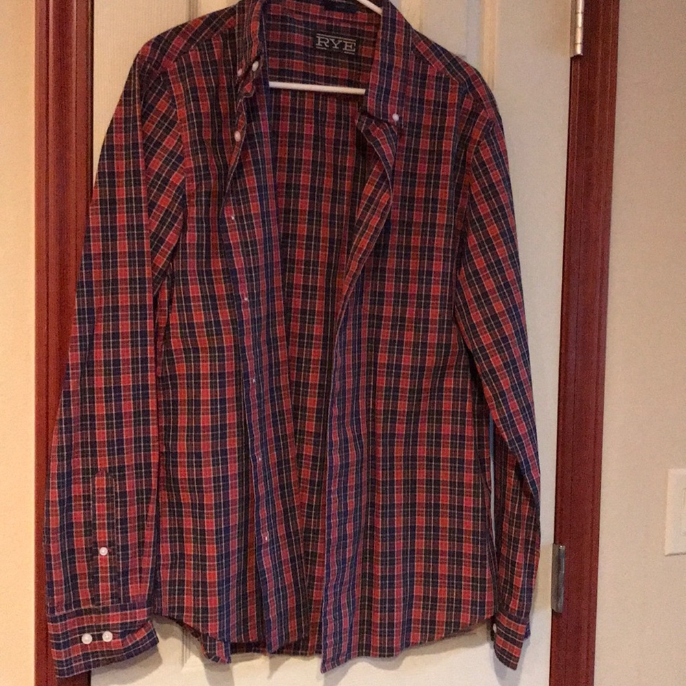 Men’s large button up long sleeve shirt
